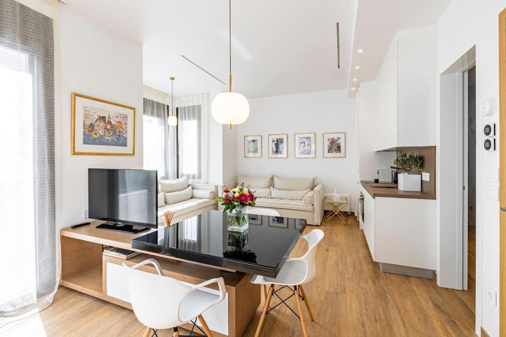 Art-W Executive Apartments เอเธนส์ ภายนอก รูปภาพ