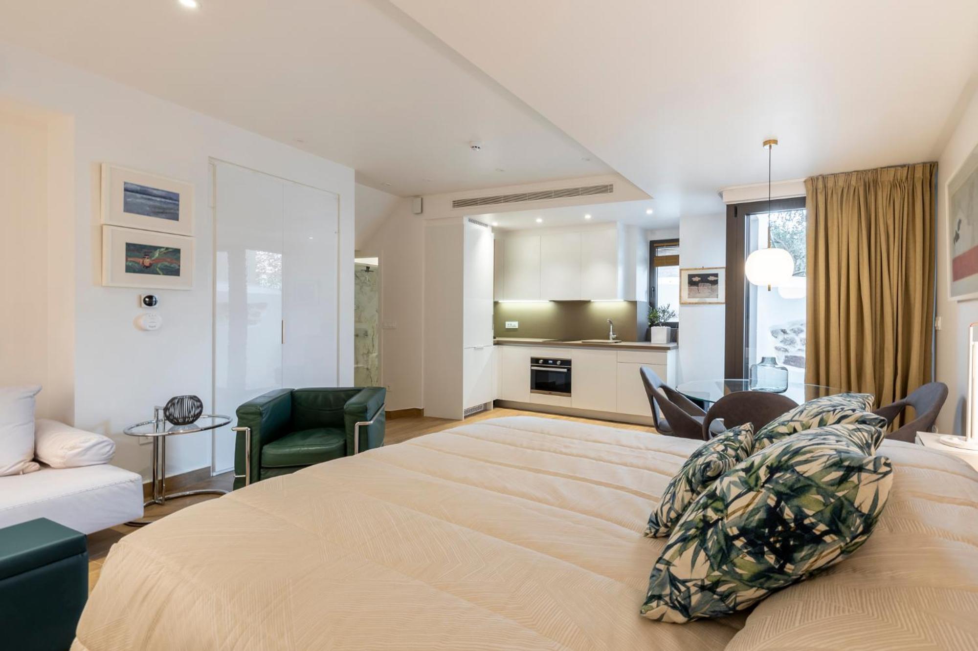 Art-W Executive Apartments เอเธนส์ ภายนอก รูปภาพ